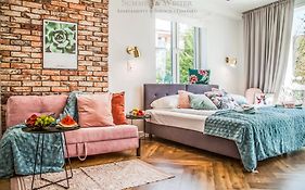 Summerwinter - Luxury Pure Old Town Trees View Apartment, 2 Bedrooms